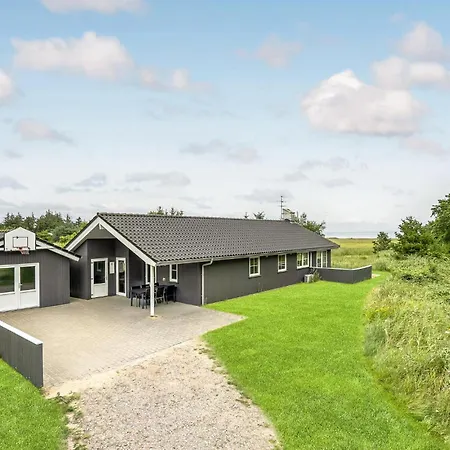 4 Bedroom In Romo Semesterbostad *